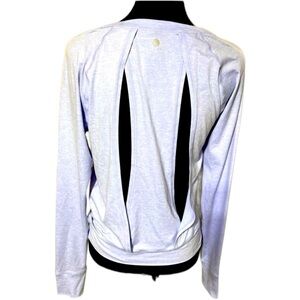 Yogalicious light lavender open back top with thumb holes, size small